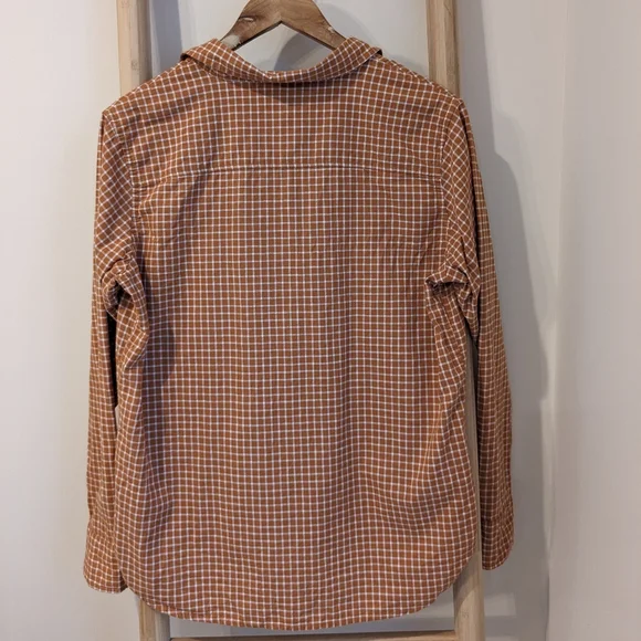 Tradlands • 101 Mercer Shirt - Picture 5 of 8